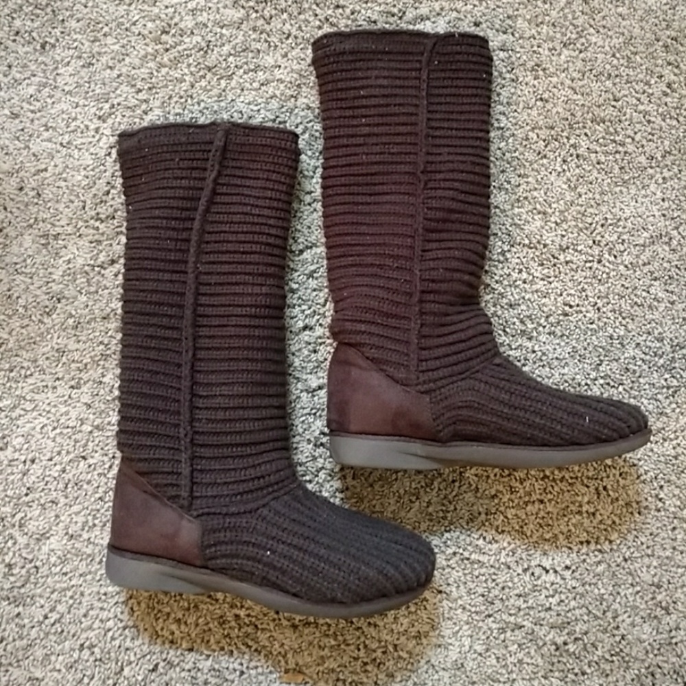 Relativity Brown Cloth Boots